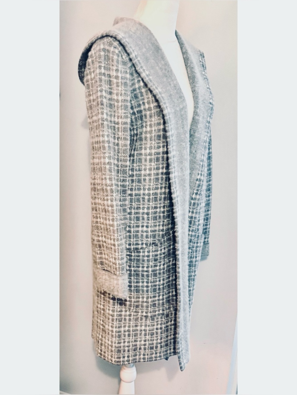 M Magaschoni Women's Hooded Gray and White Plaid Cardigan Sweater Coat